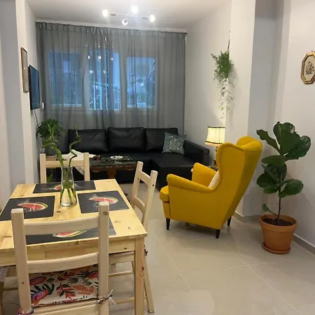 Tito's * سالونيك